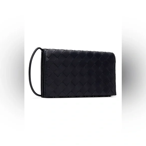 Bottega veneta wallet on a strap shoulder bag in black - Picture 3 of 12